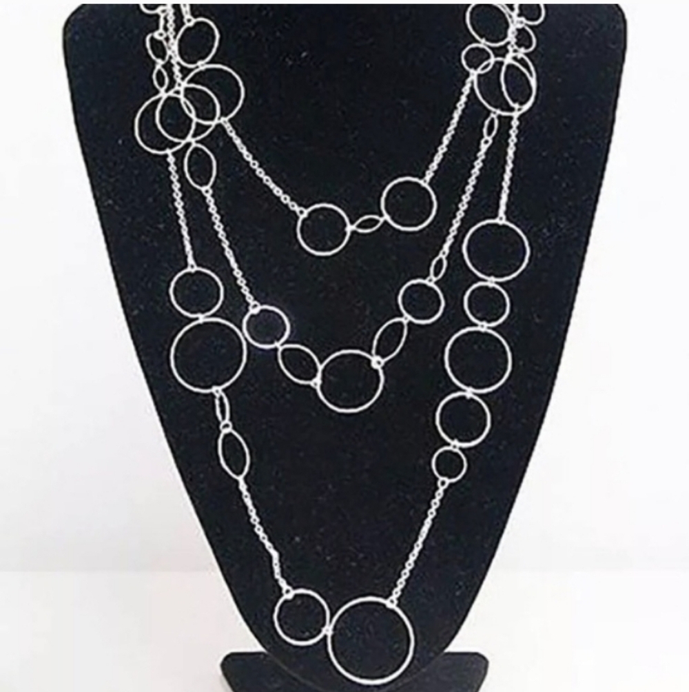 Premier Designs Silver Plated Round and Round Necklace